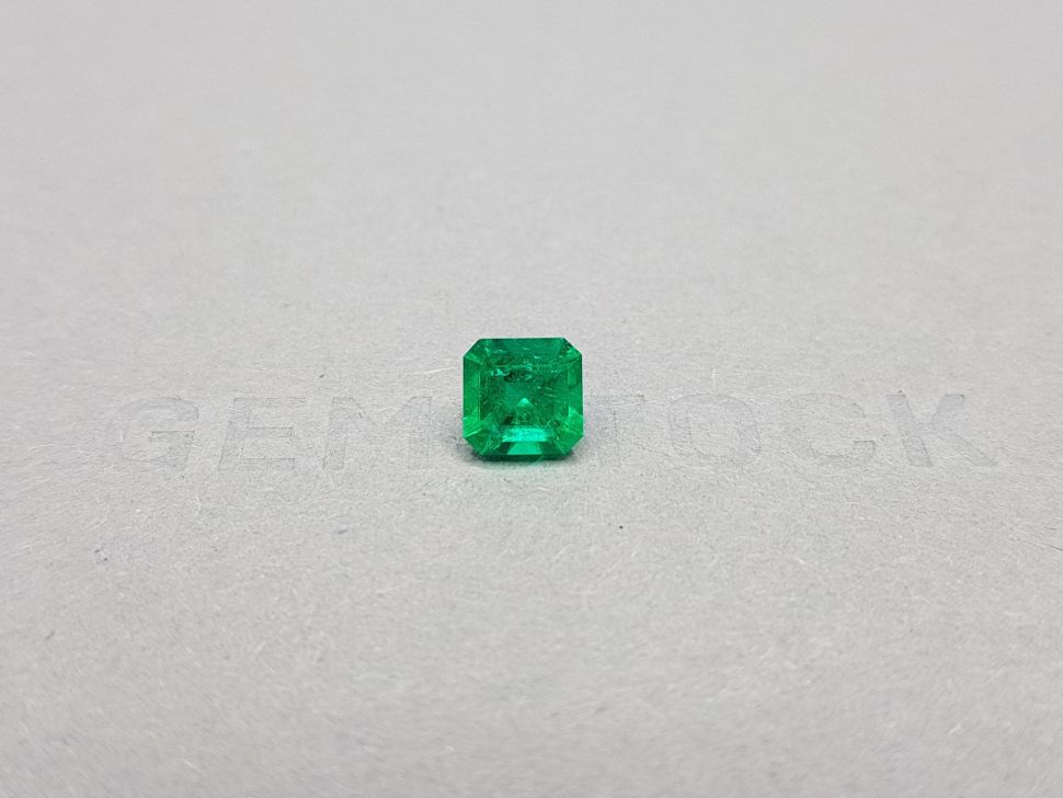 Colombian emerald 1.33 ct octagon cut, Muzo Green Image №1