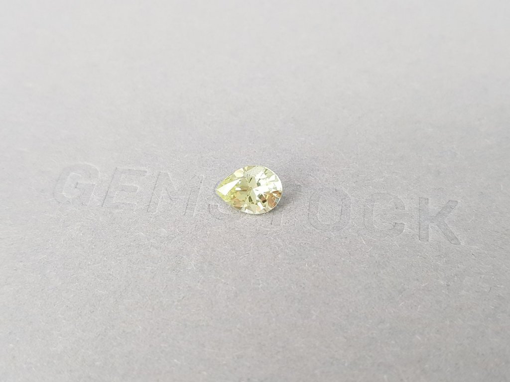 Yellow chrysoberyl pear cut 1.17 carats Image №3