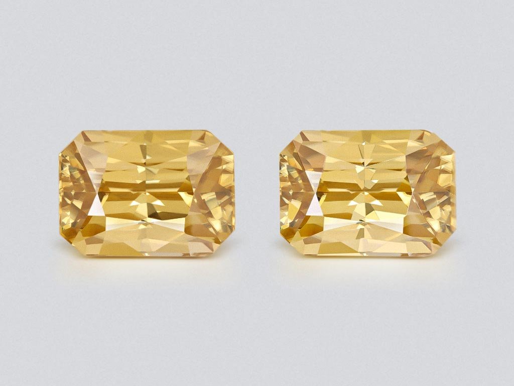 Grande paire de zircons jaunes taille radiant 26,86 carats, Cambodge Image №1