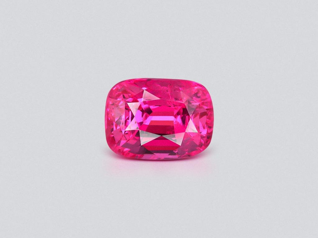 Spinelle taille coussin rose fluo 2,08 carats, Vietnam Image №1