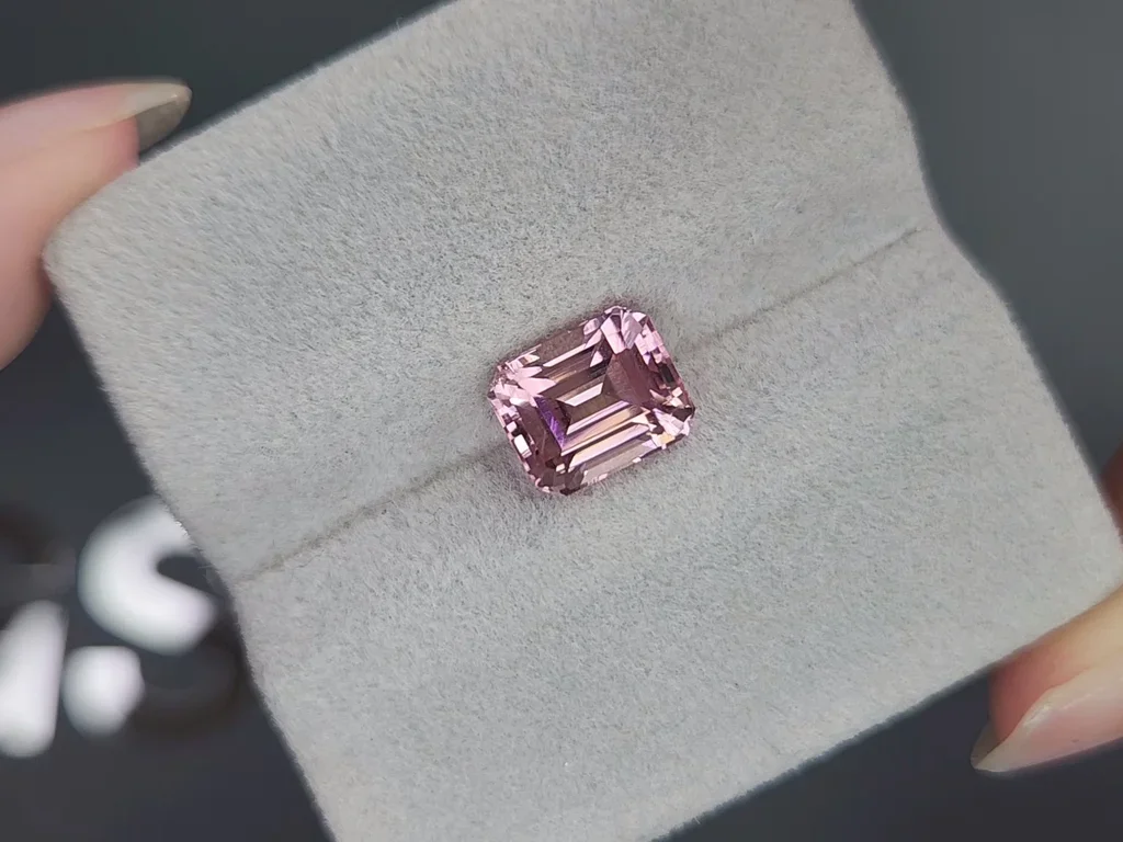Turmalina rosa bebé de talla octogonal de 2,91 quilates, Afganistán Image №4