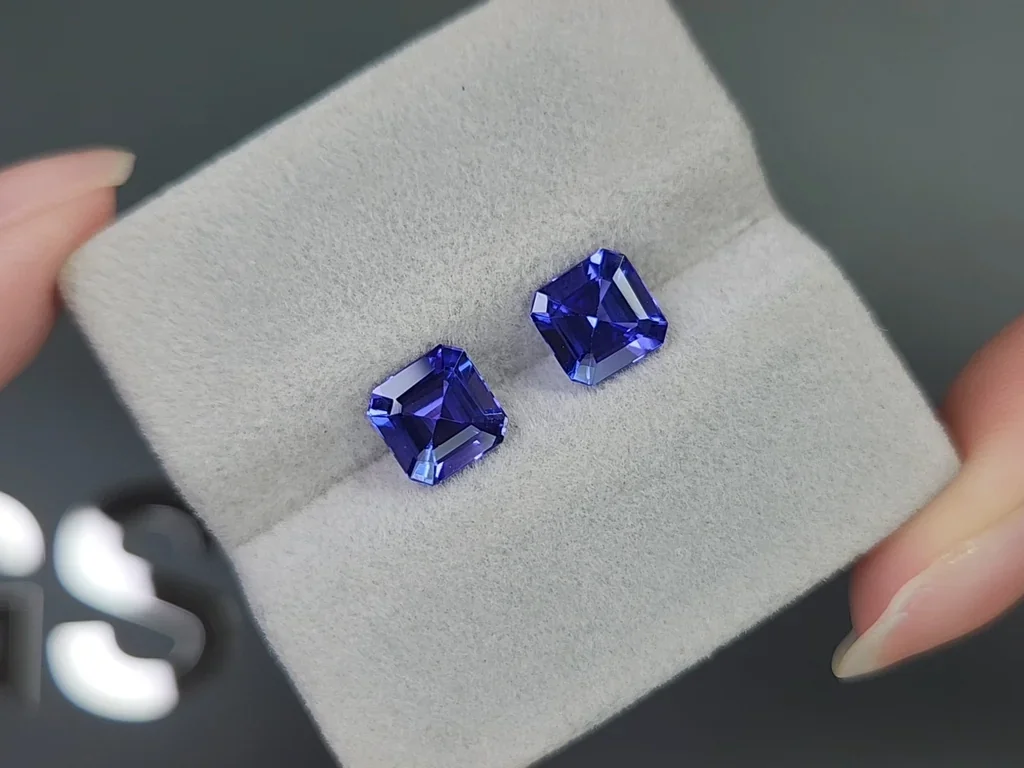 Pair of tanzanites in asscher cut 3.06 carats, Tanzania Image №4