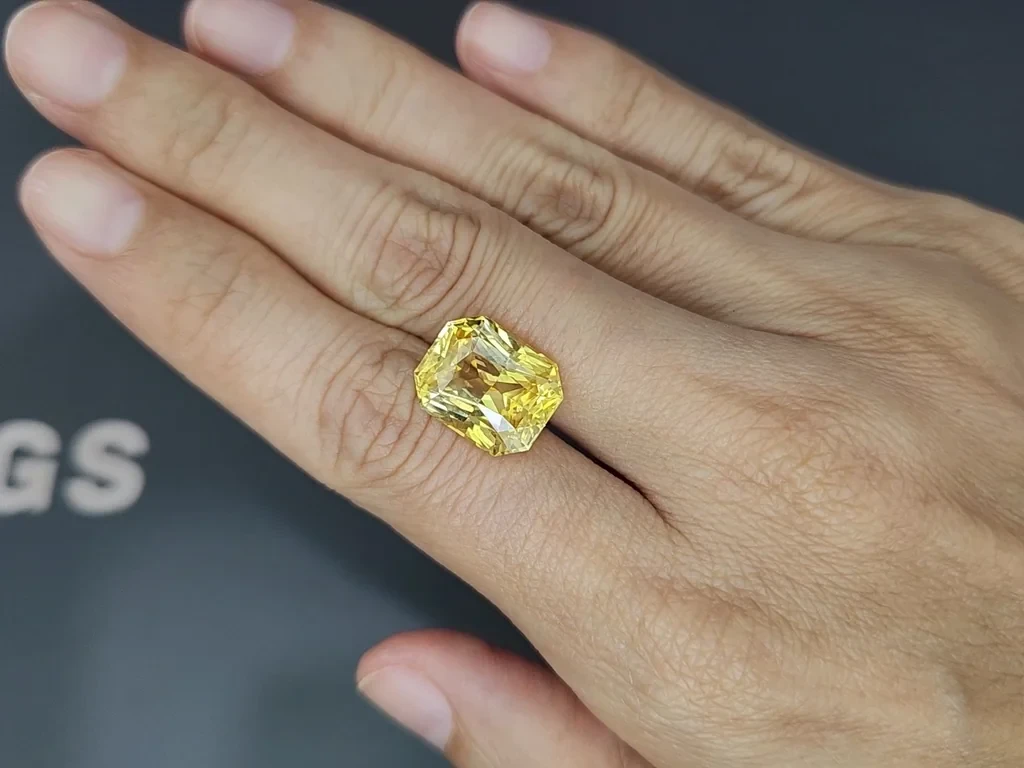 Saphir de couleur dorée non traité, taille radiant, 10,20 carats, Sri Lanka Image №2