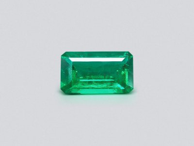 Intense Colombian Muzo Green Emerald 1.18 ct photo