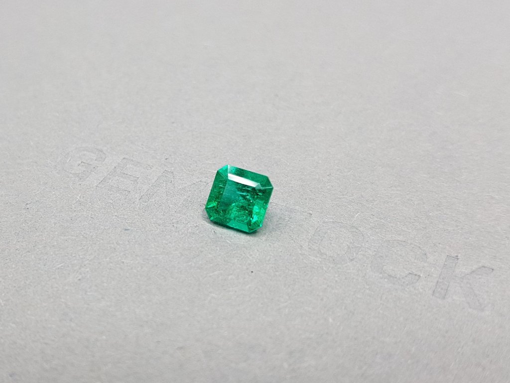 Intense Muzo Green emerald from Colombia 1.15 ct Image №3