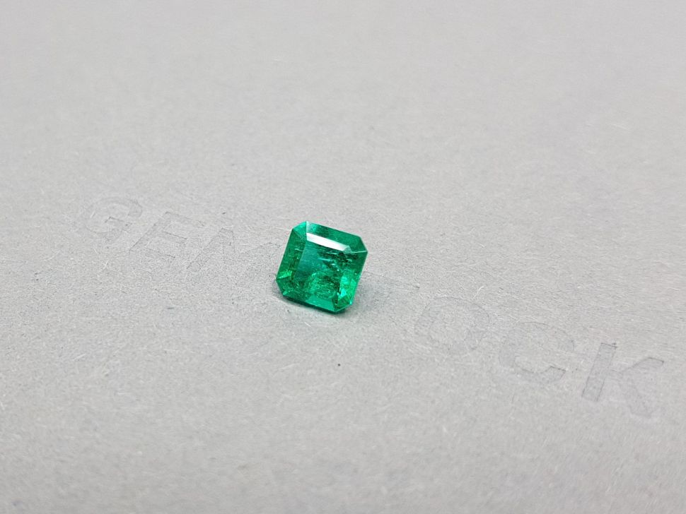 Bright Muzo Green emerald from Colombia 1.15 ct Image №3