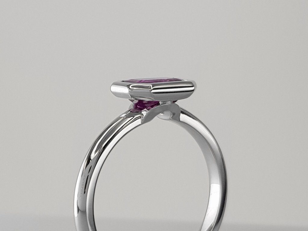 Natural pink sapphire 1.33 ct  ring in 18K white gold Image №4