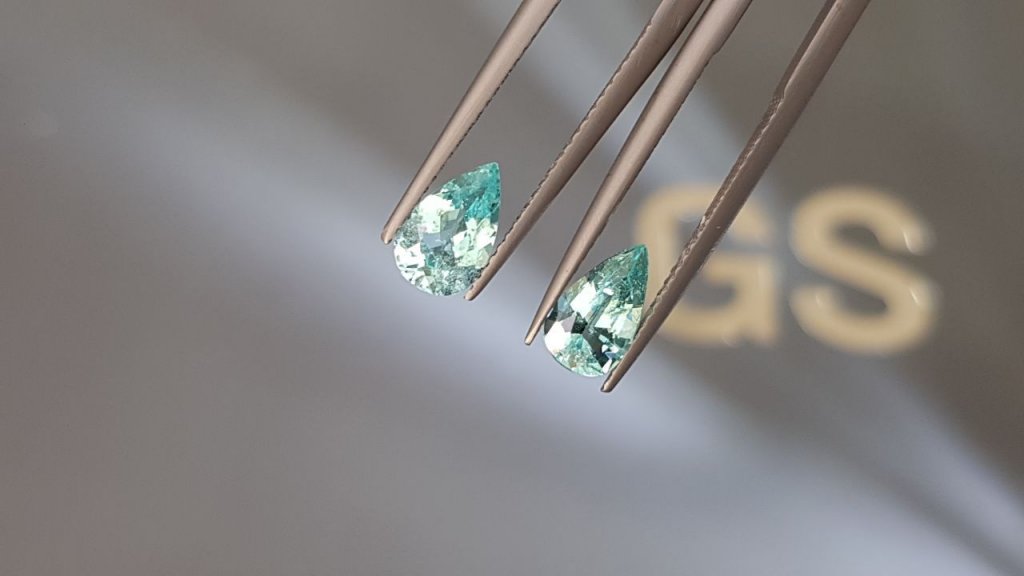 Set of Paraiba tourmalines in pear cut 2.80 carats, Mozambique Image №4