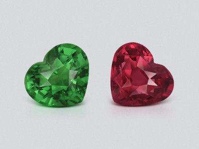 Contrasting pair of tsavorite and spinel in heart shape 3.00 carats, Tanzania photo