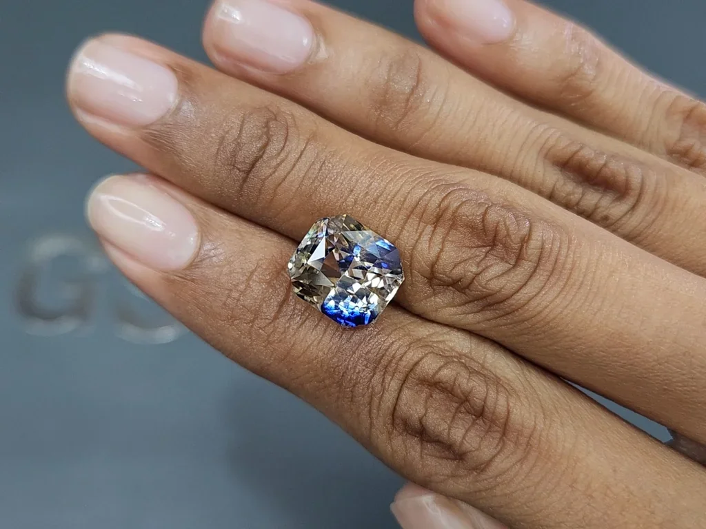 Zafiro bicolor de talla radiante sin calentar de 10,61 quilates, Sri Lanka Image №2