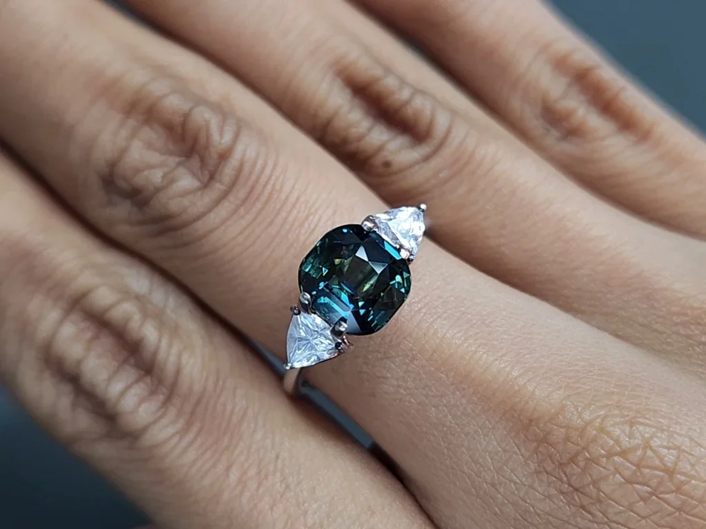Unheated Teal sapphire  cushion cut 3.06 carats, Madagascar Image №5
