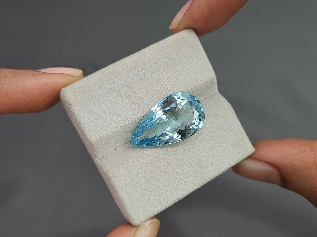 Aguamarina talla pera de 10,74 quilates, Madagascar Image №4