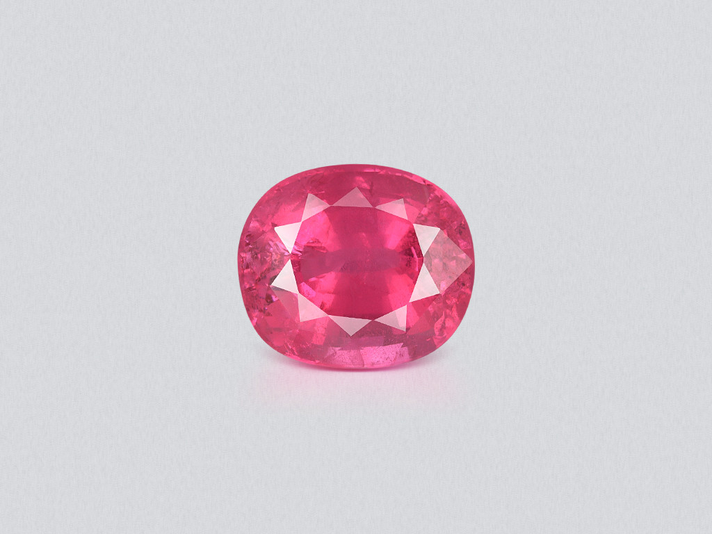 Spinel Mahenge Vivid Pink cushion cut 5.55 carats, Tanzania   Image №1