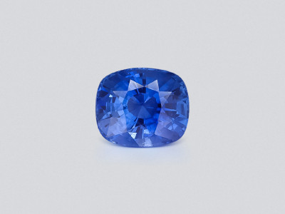 Saphir bleu intense taille coussin non chauffé de 5,02 carats, Sri Lanka photo