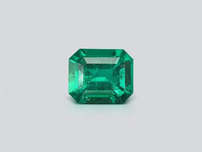 Muzo Green emerald from Colombia 1.02 ct photo