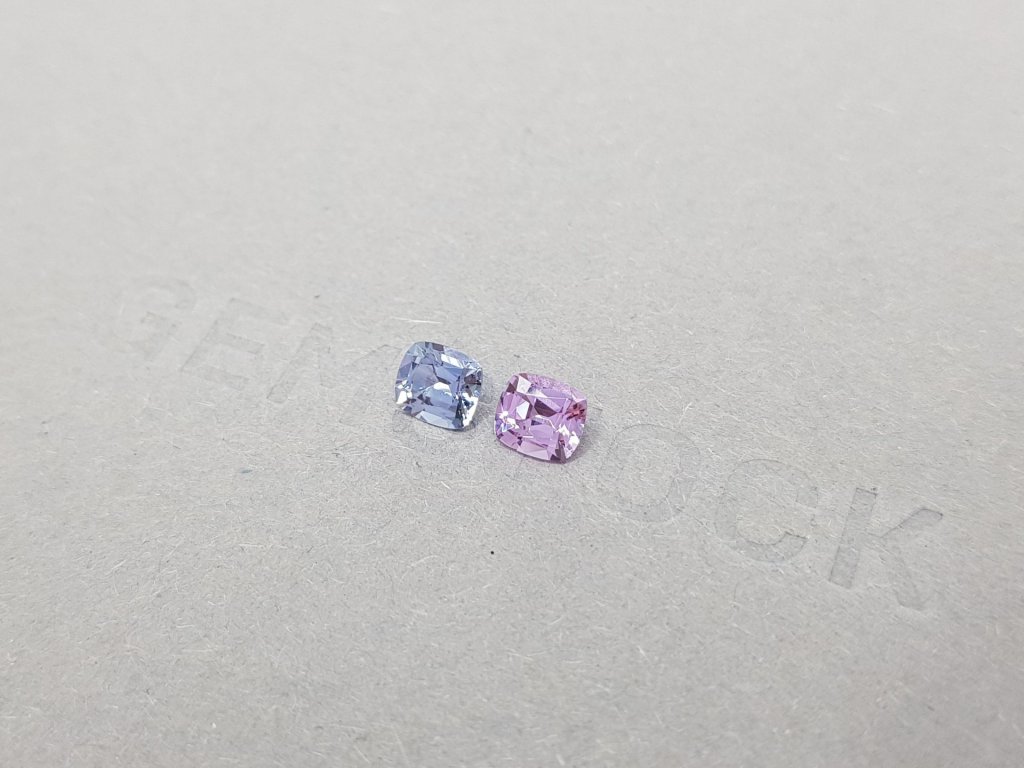 Contrasting pair of delicate sapphires 1.14 ct Image №2