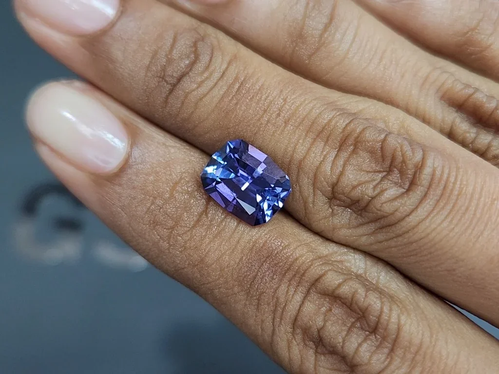 Tanzanite cushion cut 4.08 carats, Tanzania Image №2