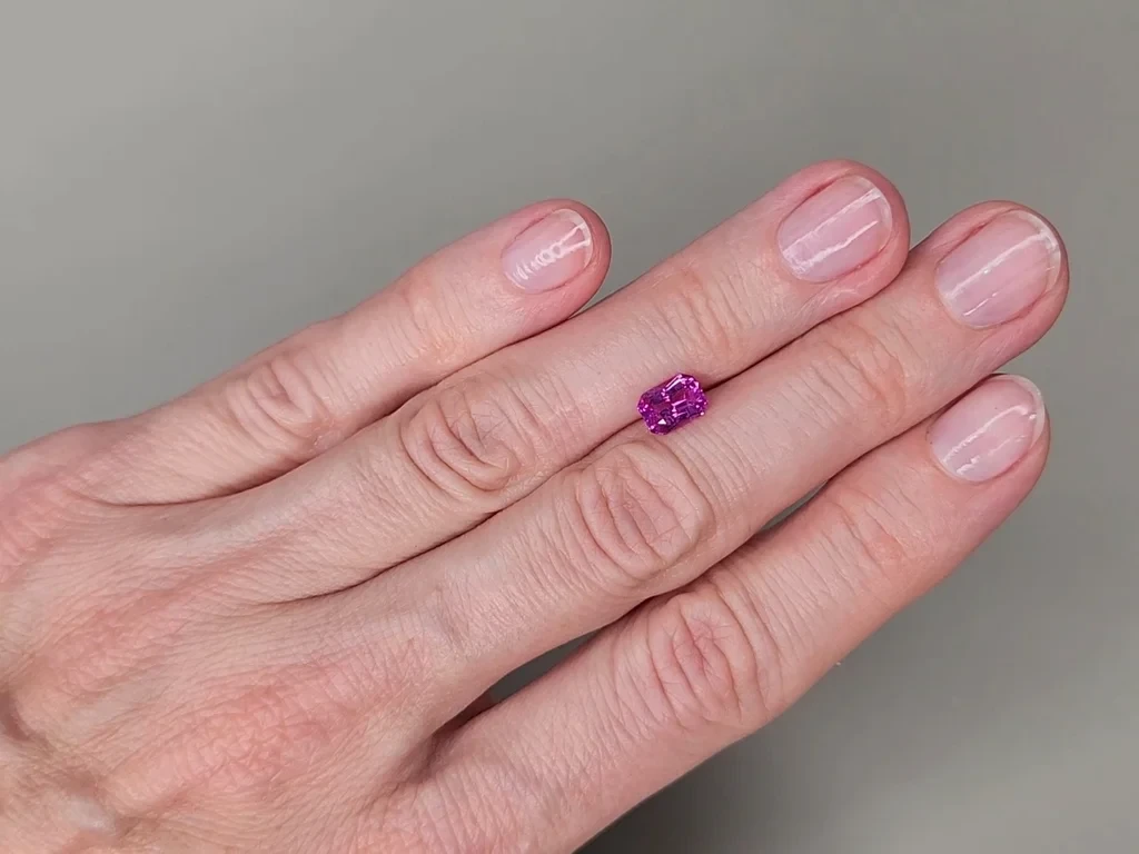 Unheated Padparadscha sapphire radiant cut 1.33 carats, Sri Lanka Image №1