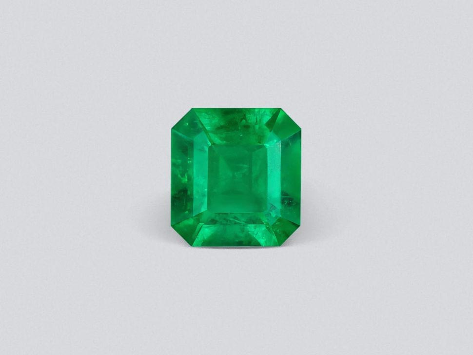 Rare Muzo green emerald from Colombia in emerald cut 2.03 ct Image №1