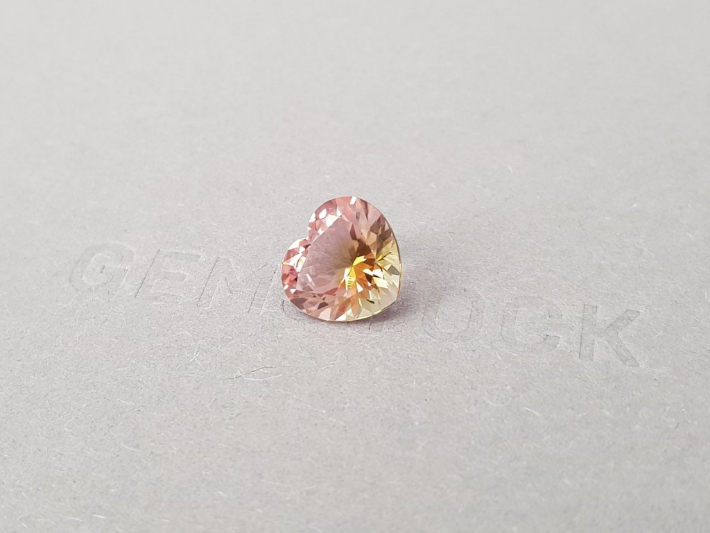 Polychrome yellow and pink tourmaline in heart shape 4.03 ct Image №3