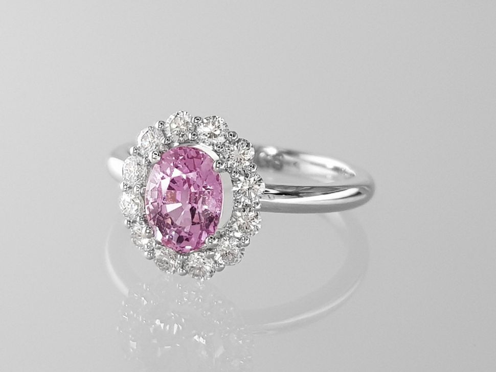 Ring with natural pink sapphire 1.35 ct and diamonds in 18K white gold Image №2