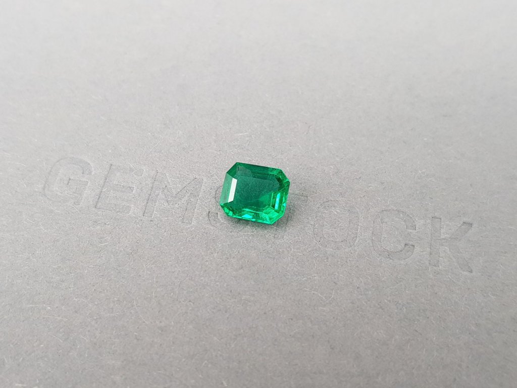 Octagon cut emerald 1.21 carats, Zambia Image №3