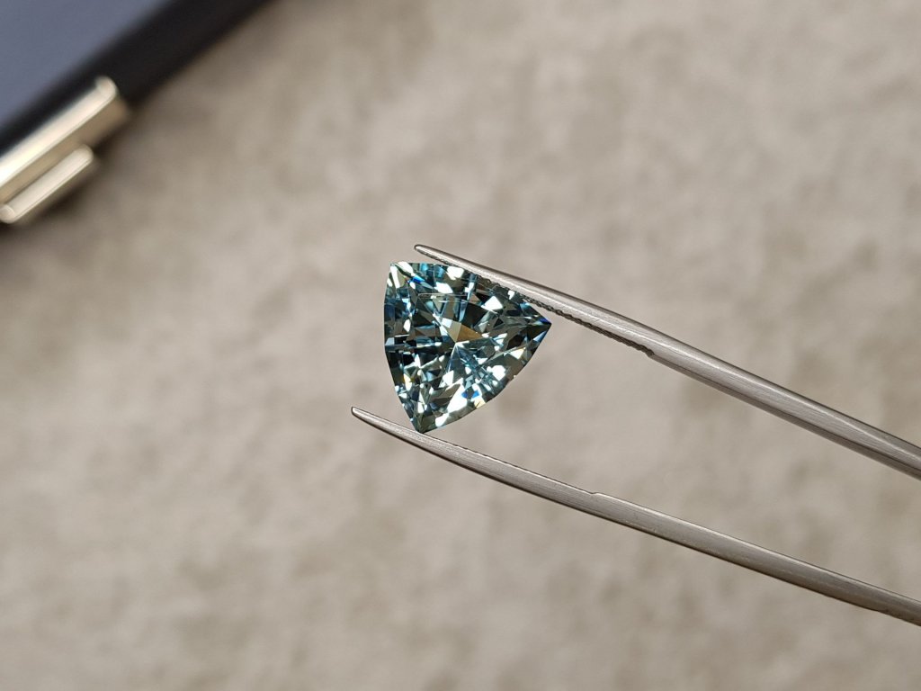 Trillion cut African aquamarine 7.57 carats Image №3