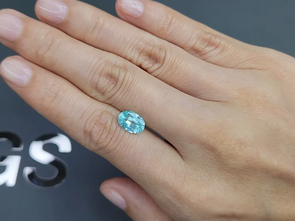 Tourmaline Paraiba bleu fluo, taille ovale, 1,52 carats, Mozambique Image №2