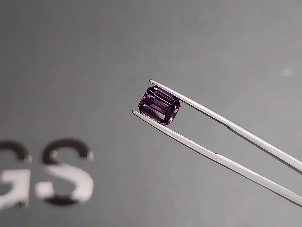 Purple spinel in octagon cut 2.64 carats, Tanzania Image №3