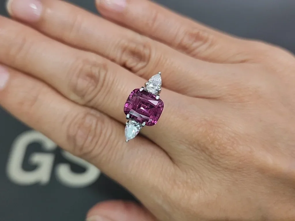 Grenat rhodolite taille coussin 4,84 carats, Tanzanie Image №5