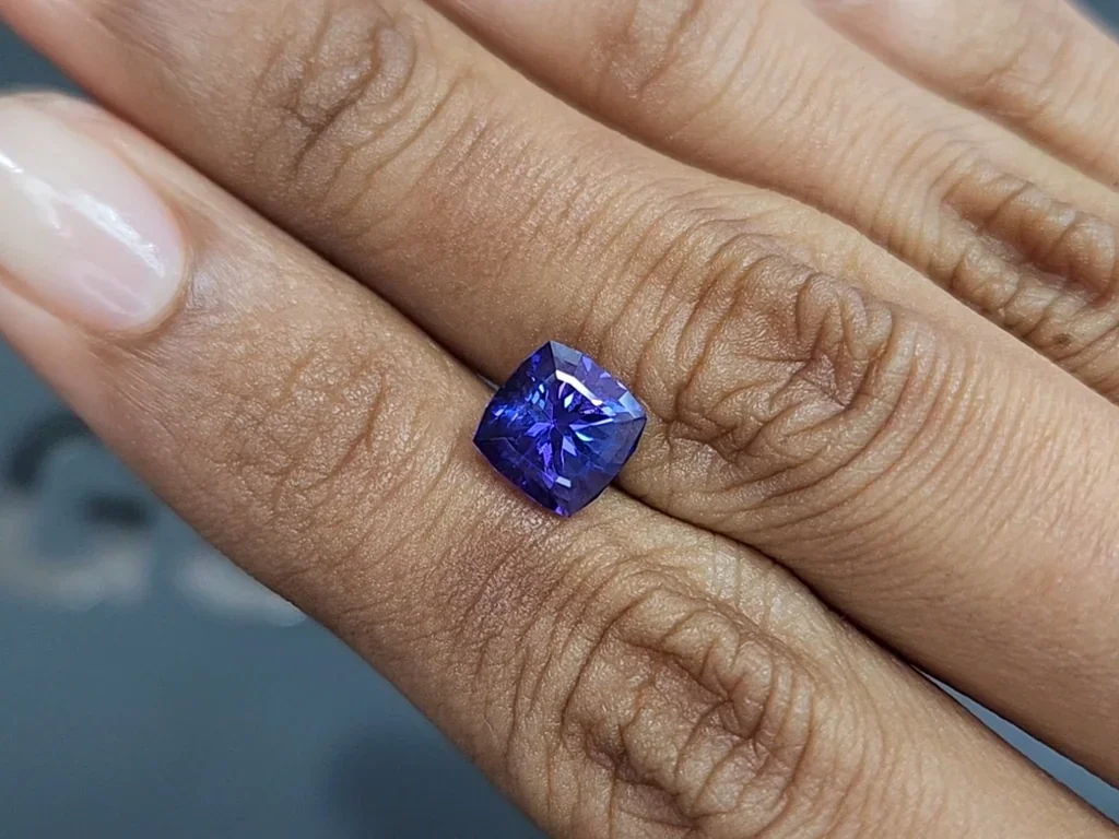 Tanzanite cushion cut 2.81 carats, Tanzania Image №2