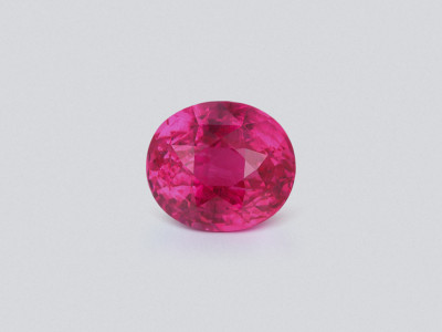 Spinelle rose vif de Mahenge, taille ovale, 3,67 carats, Tanzanie   photo
