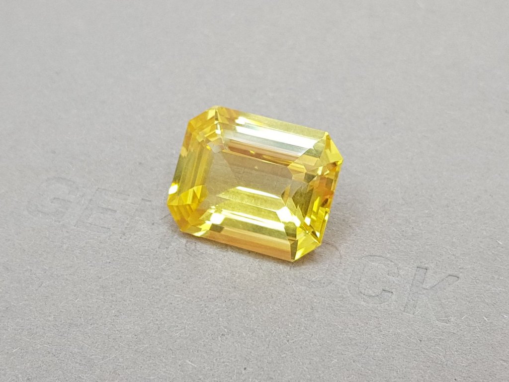 Intense yellow sapphire untreated 23.06 carats Image №2