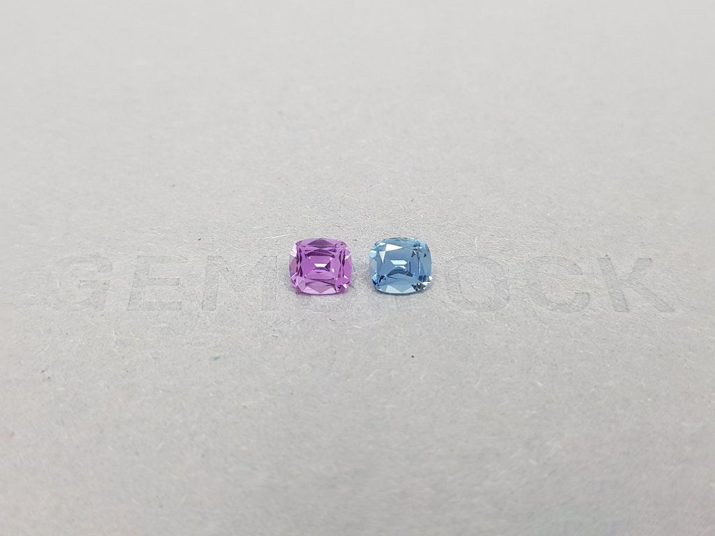 Contrasting pair of unheated sapphires 1.10 ct, Madagascar Image №1