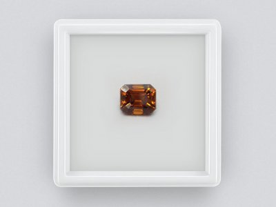 Bright brown zircon 7.84 ct photo