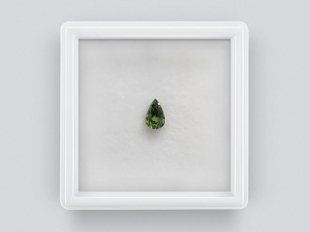 Saphir vert non chauffé, taille poire 0,67 carats. Madagascar  Image №1