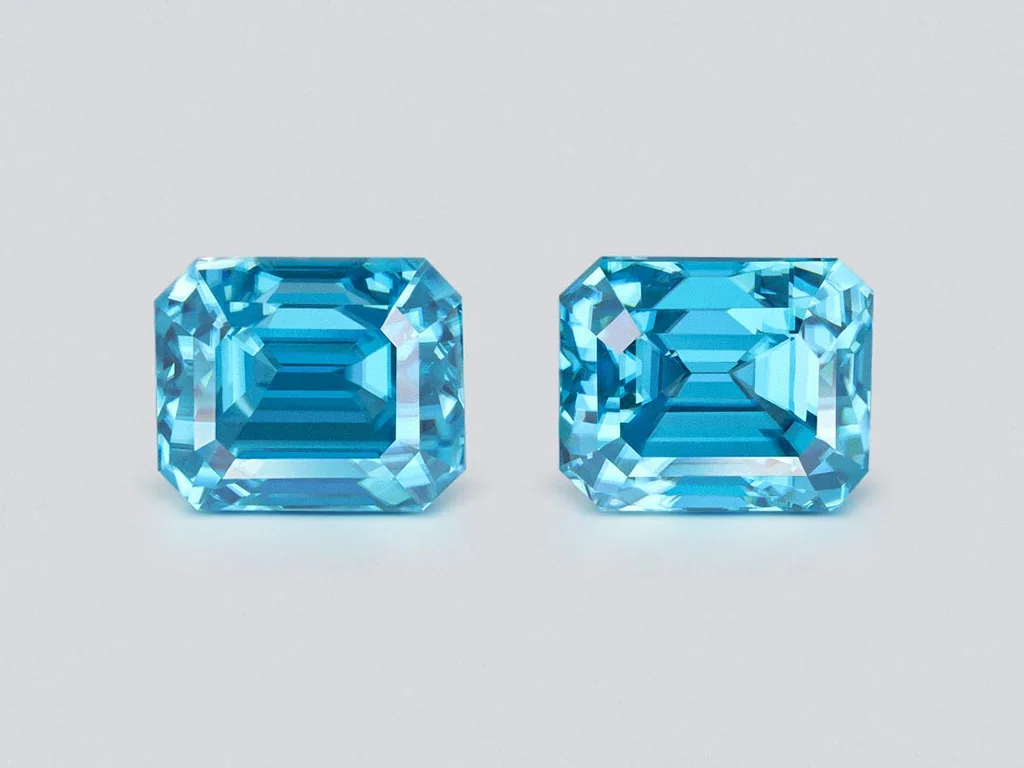 Par de circonitas azul profundo talla octogonal de 10,66 ct, Camboya Image №1