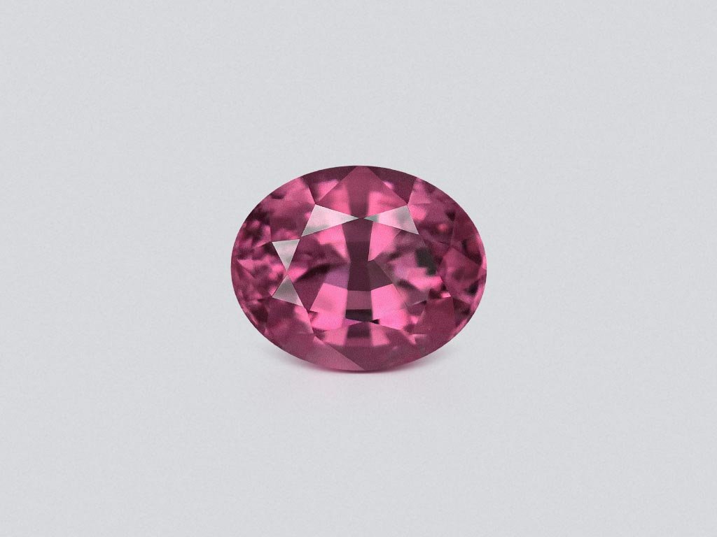 Spinelle violet taille ovale 2,56 carats, Tanzanie Image №1