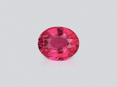 Spinelle rose-rouge vif de Mahenge 2,01 carats, taille ovale, Tanzanie photo