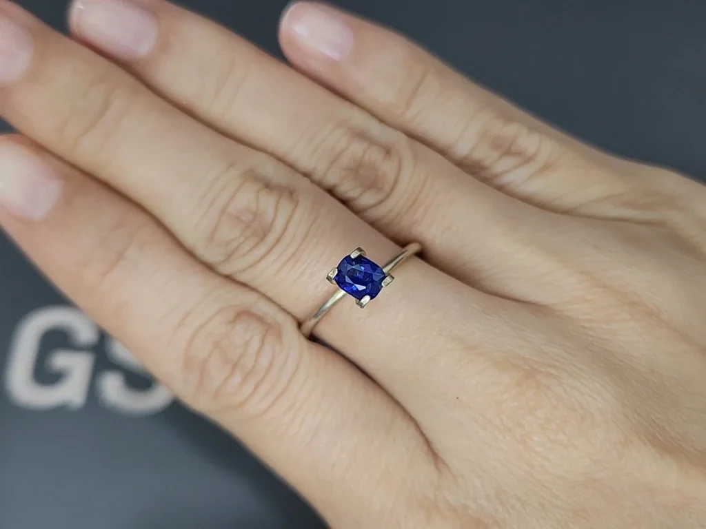 Sapphire Royal Blue cushion cut 0.80 carats, Sri Lanka  Image №5