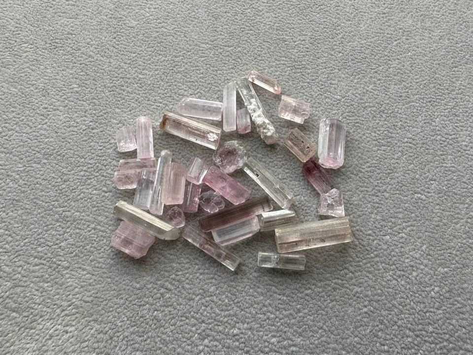 Lot #3 Raw Tourmalines from Afghanistan 62.99 ct 33 pcs Image №1