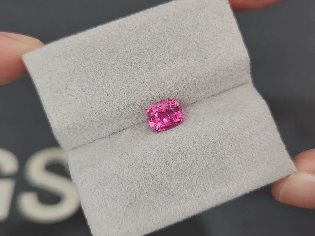 Spinelle rose Mahenge taille coussin de 1,10 carats, Tanzanie Image №4