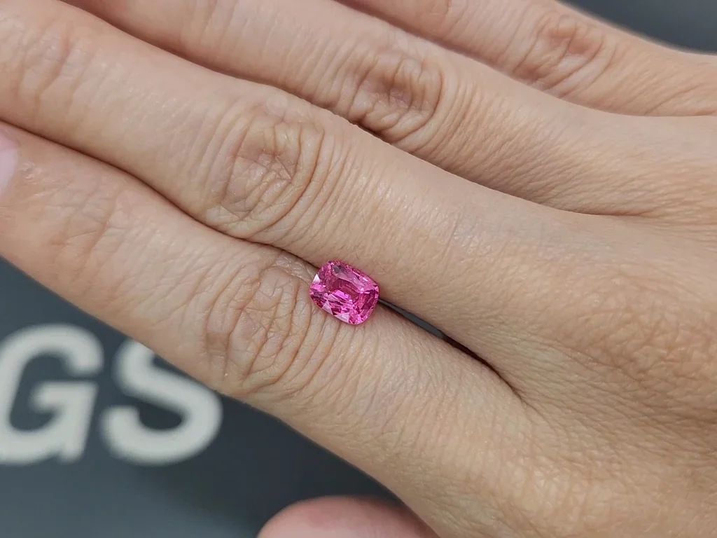 Spinelle rose Mahenge taille coussin de 1,10 carats, Tanzanie Image №2