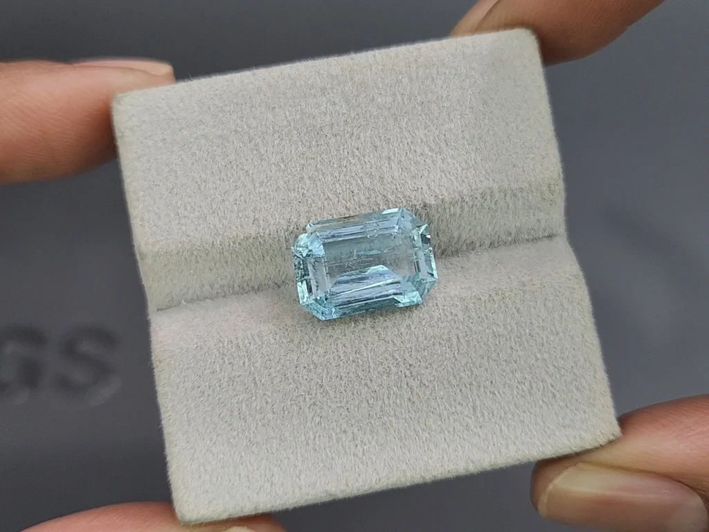 Aquamarin achteckig geschliffener 4,67 karat, Madagaskar  Image №4