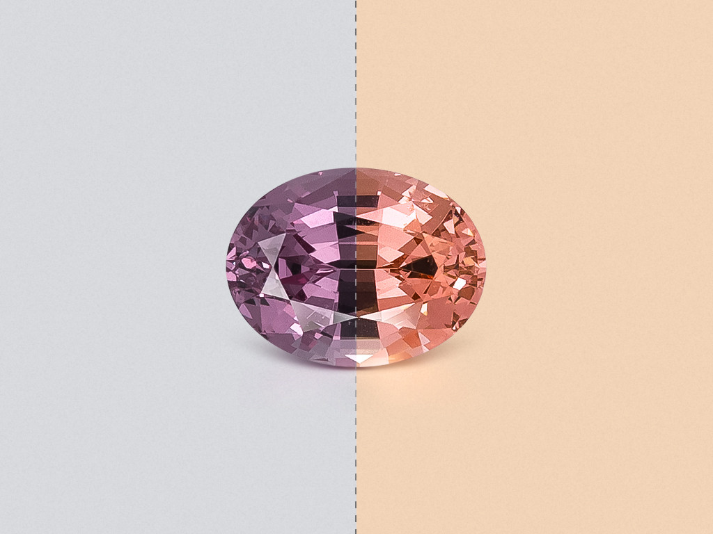 Granat mit farbwechsel-effekt, oval geschliffen 1,48 karat, Tansania Image №1