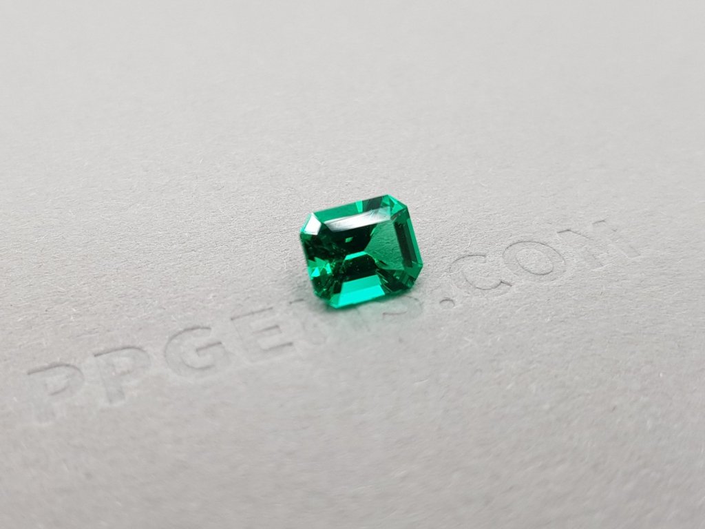 Colombian intense Muzo Green emerald 1.29 ct, GRS Image №2