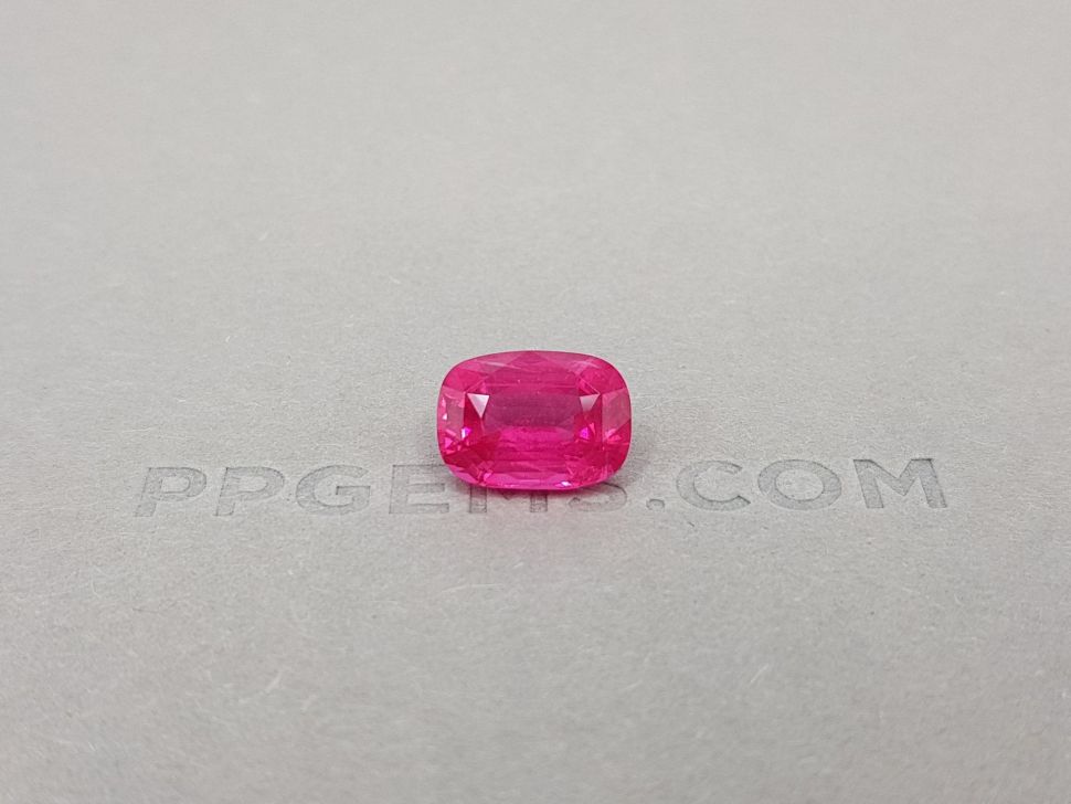 Neon pink spinel Mahenge 5.60 ct Image №2