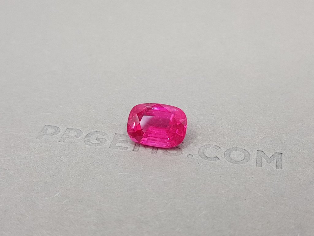 Neon pink spinel Mahenge 5.60 ct Image №1