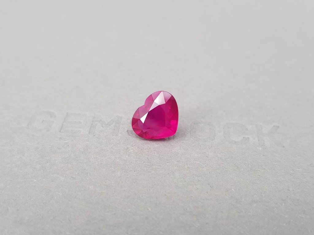 Unheated ruby from Mozambique 3.35 ct in heart shape Image №3