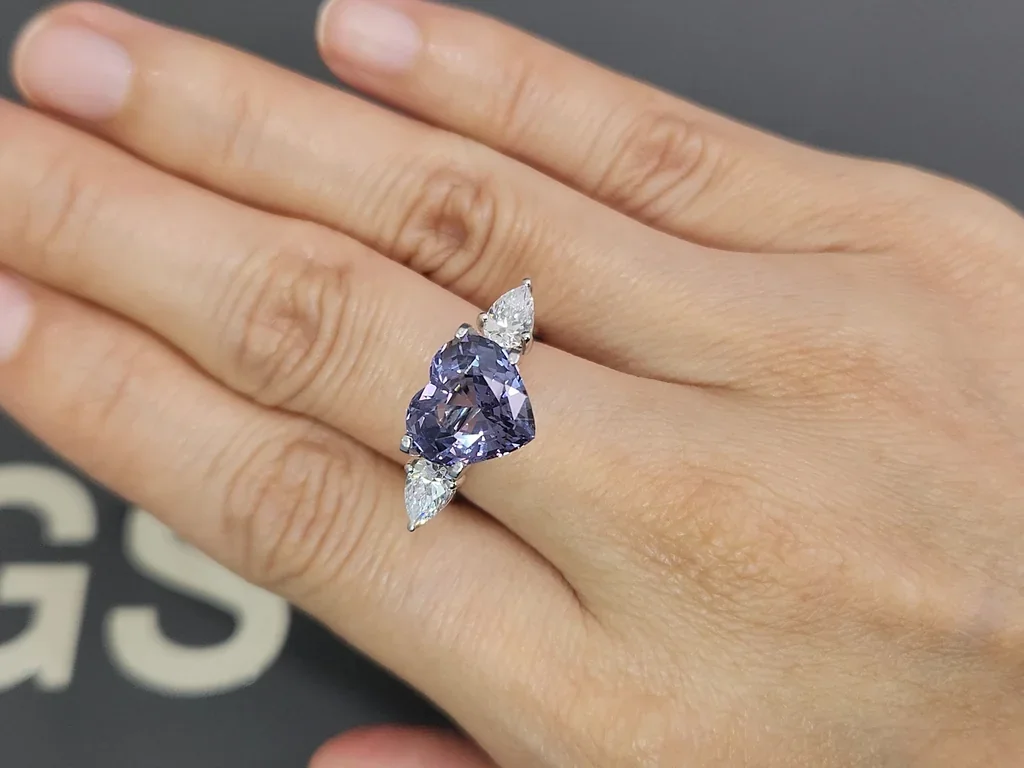 Lila spinell im herzschliff 5.02 carats, Burma Image №5